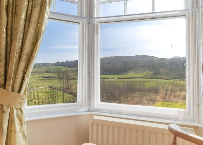 Georgian With Hot Tub